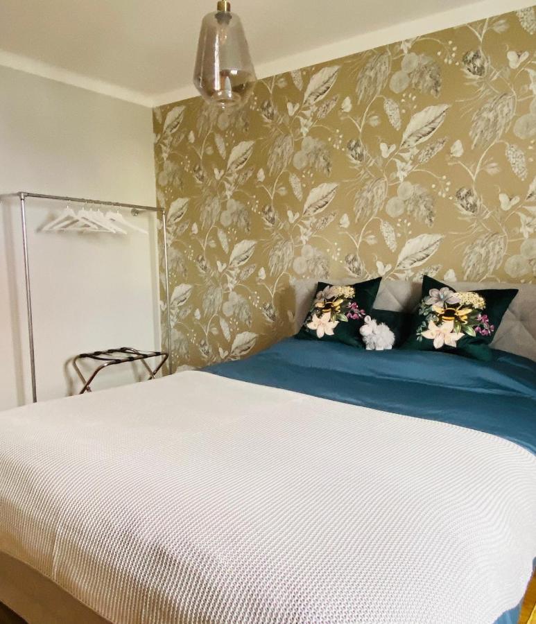 Vintner Suites Neustadt an der Weinstraße Екстериор снимка